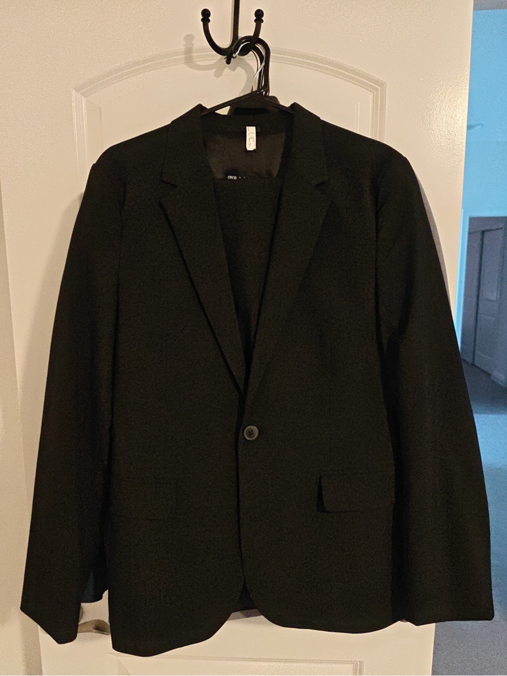 ASOS Black Single-Button Men's Blazer and Pants Suit